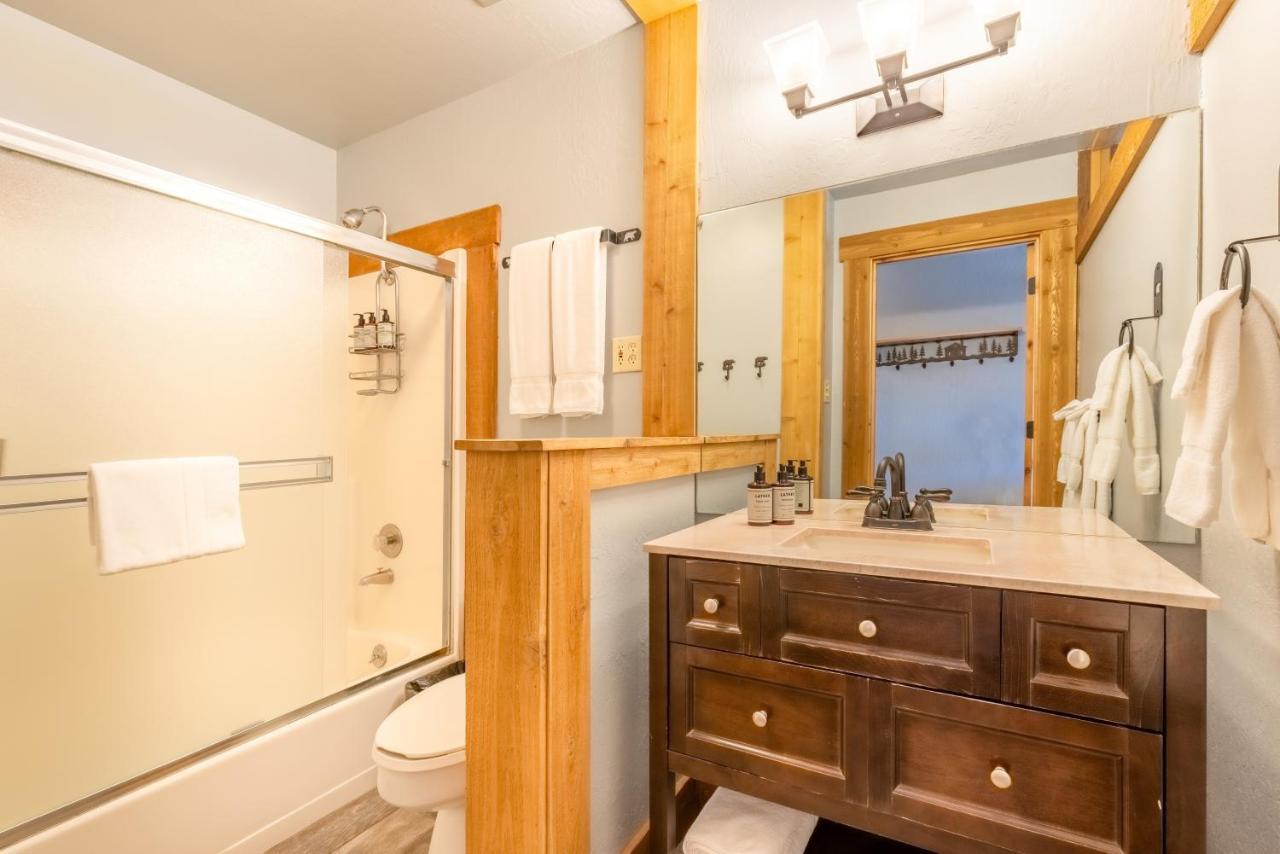 Hotel Style Room In The Timber Creek Lodge Condo Тръки Екстериор снимка