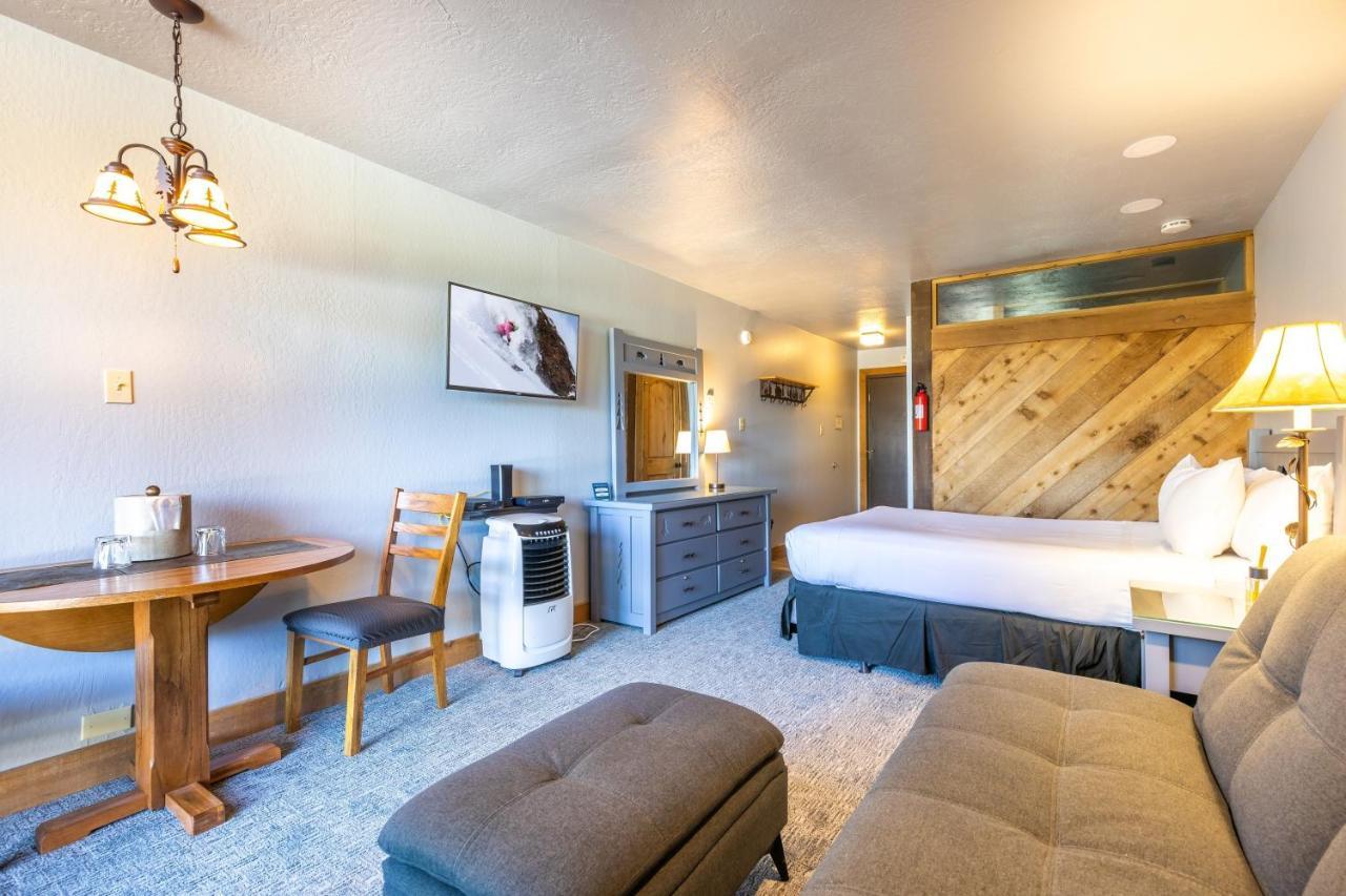 Hotel Style Room In The Timber Creek Lodge Condo Тръки Екстериор снимка